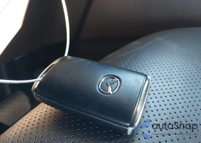 JM3TCBEY2P0641179: 44127018