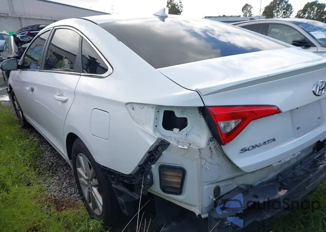 5NPE24AF2GH371720: 44127042