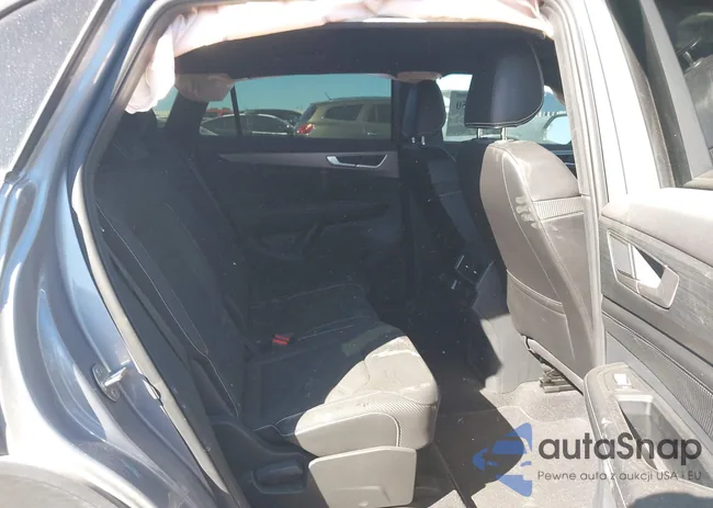 1V2DE2CA7RC220670: 44127050