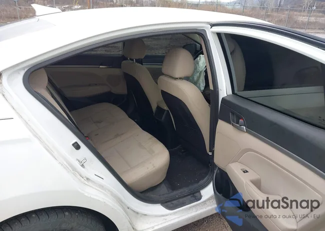 5NPD84LF8JH380839: 44127085