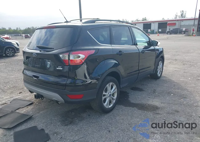 1FMCU0GD8JUB47649: 44127086