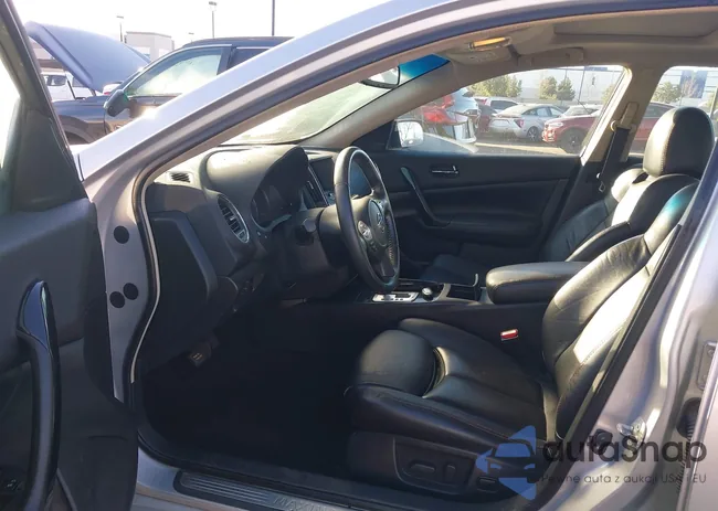 1N4AA5AP5BC860770: 44126115