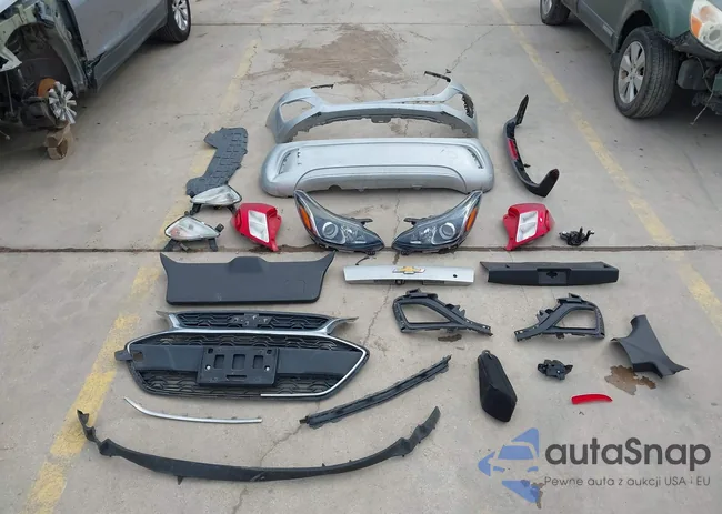 KL8CB6SAXMC730575: 44126174