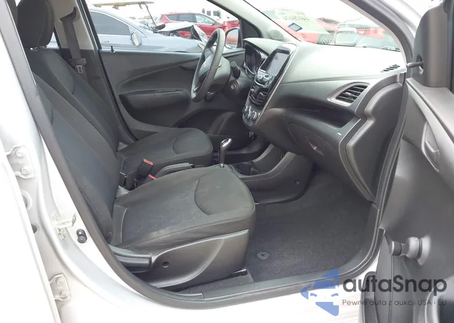 KL8CB6SAXMC730575: 44126174