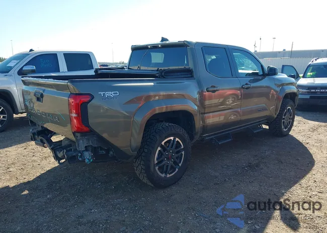 3TMLB5JN0SM169305: 44126209