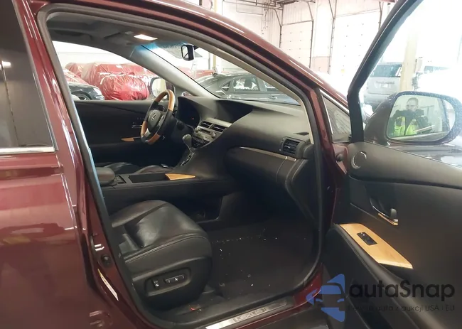 2T2BC1BAXFC001050: 44126266