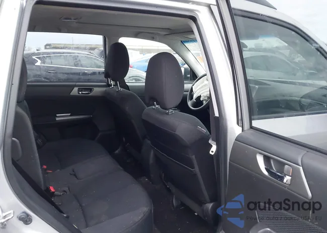 JF2SHBDC0BH740915: 44126309