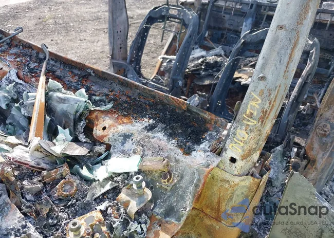 1C6HJTAG0ML523933: 44126317