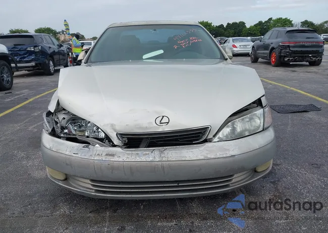 JT8BF22G3V0056470: 44126335