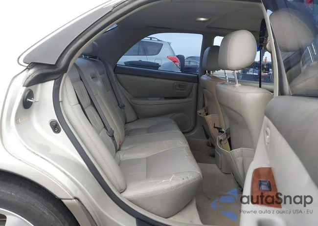 JT8BF22G3V0056470: 44126335