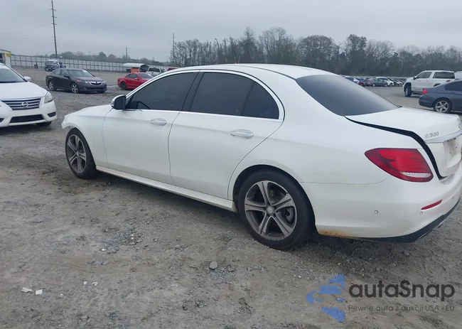 WDDZF4JBXHA172285: 44126367