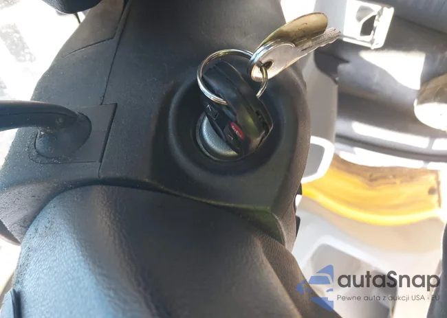 1FTYR2XM3HKA91827: 44126443