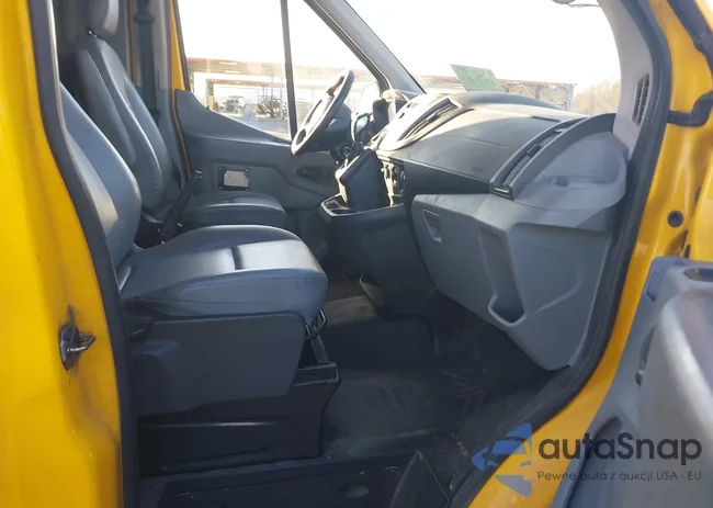 1FTYR2XM3HKA91827: 44126443