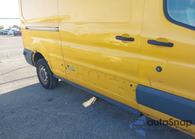 1FTYR2XM3HKA91827: 44126443