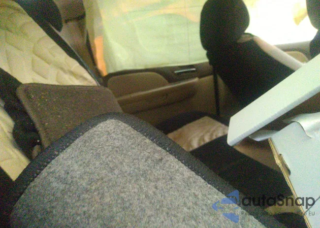 1GNFC13CX9R120790: 44127528