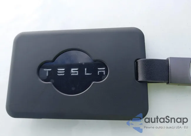 5YJ3E1EA2MF057698: 44127537