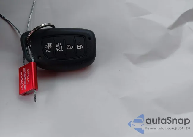 5NPD84LF0JH259819: 44127571