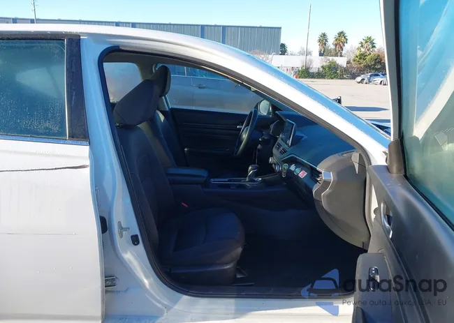 1N4BL4BV6LC159971: 44127690