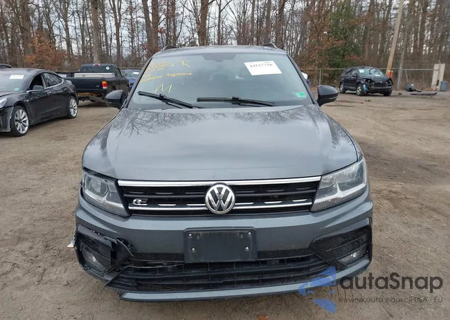 3VV2B7AX1KM175737: 44127758