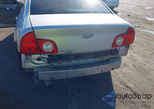 1G1ZC5EB9AF147589: 44127762