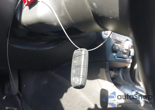 2C3CDXHG5DH609795: 44127765