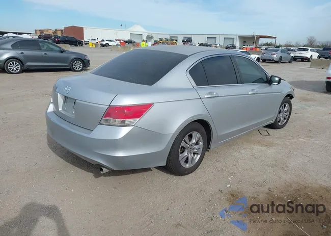 1HGCP26369A195746: 44127864