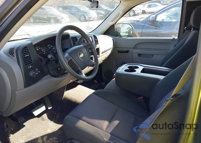 1GCNCPEX0BZ345717: 44127898