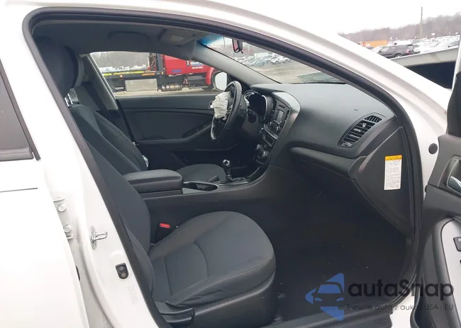 KNAGM4AD7E5071957: 44127929