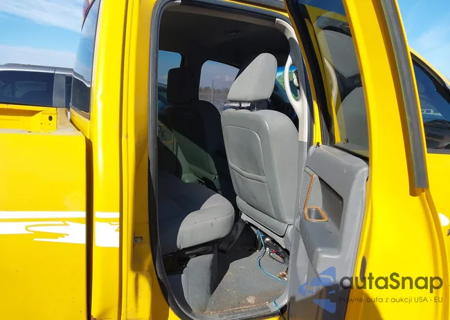 1D7HA18257S257204: 44127937