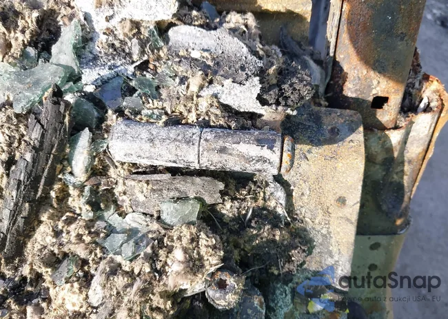 1C4HJXEN1LW135860: 44127998