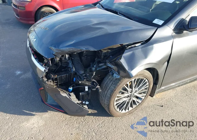 3KPF54AD6RE830071: 44128007