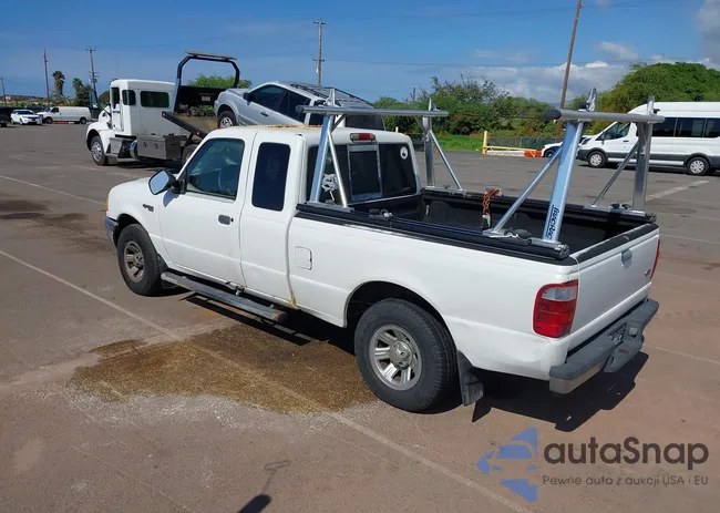 1FTYR44E02PA86068: 44128083