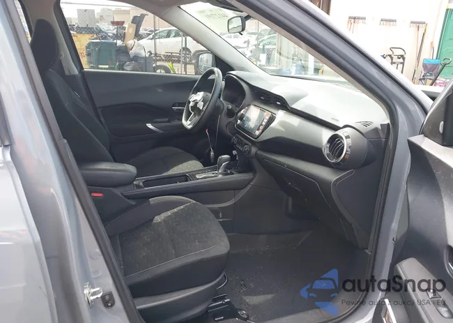 3N1CP5CV8ML552354: 44127191