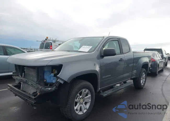 1GCHSBEA8M1129243: 44127228