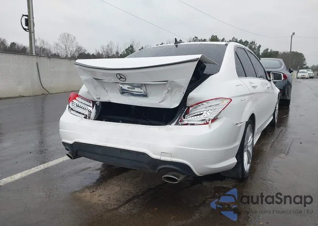 WDDGF8AB2DR297324: 44127270