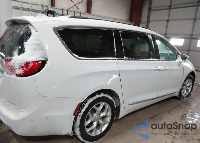 2C4RC1GG1LR127440: 44127284