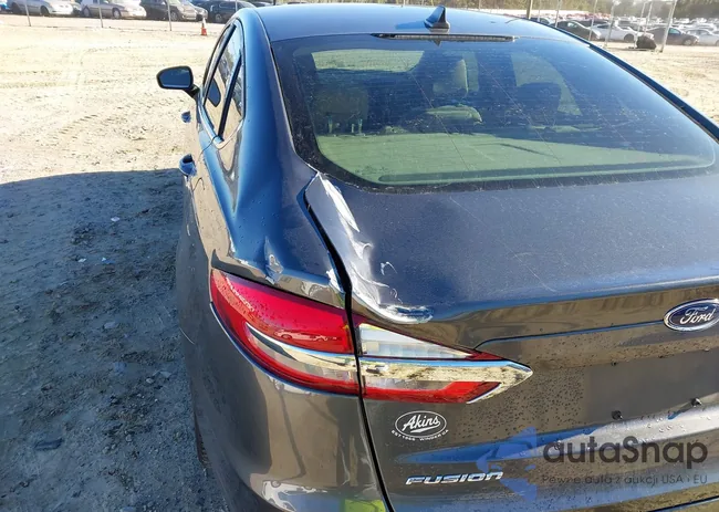 3FA6P0HD4LR262076: 44127299