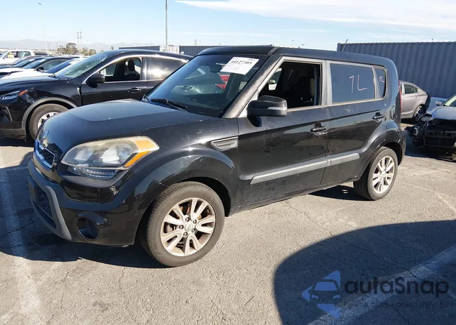 KNDJT2A60C7739679: 44127305