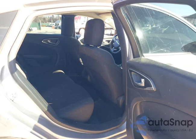 1C3CCCAB3FN680482: 44127313