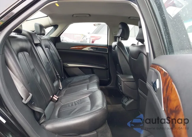 3LN6L2GK1ER802757: 44127407