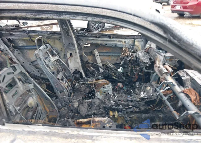 2C3CDXBG3KH712297: 44127483