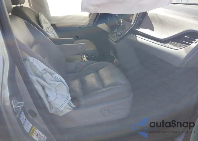 5TDDZ3DC0HS153967: 44128538