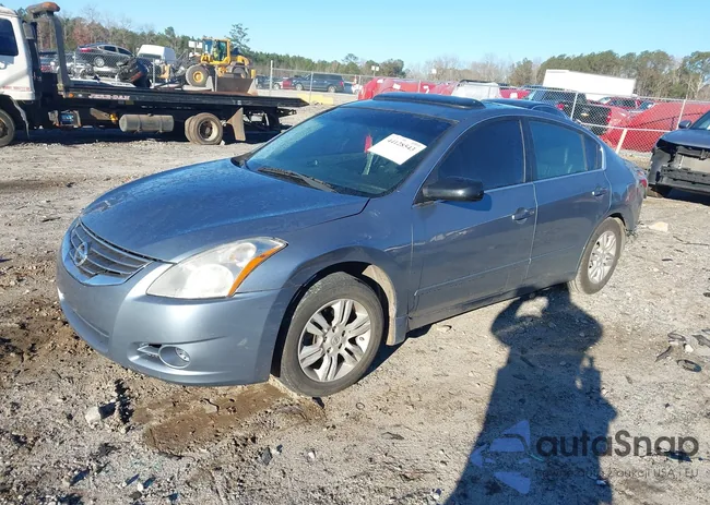 1N4AL2AP4BC172543: 44128543