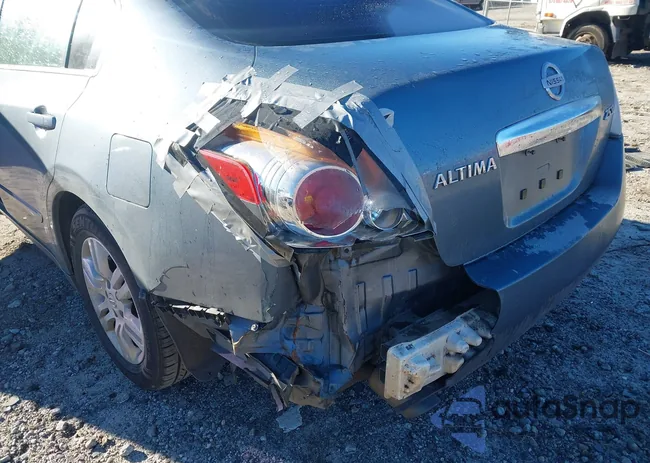 1N4AL2AP4BC172543: 44128543