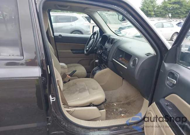 1C4NJRBB1ED769421: 44128545