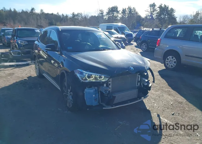 WBXHT3C37GP881396: 44128554