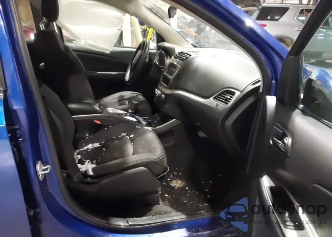 3C4PDCBG0CT353263: 44128558