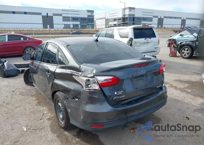 1FADP3E23GL315012: 44128579