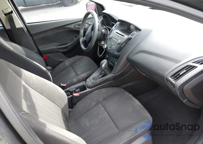 1FADP3E23GL315012: 44128579