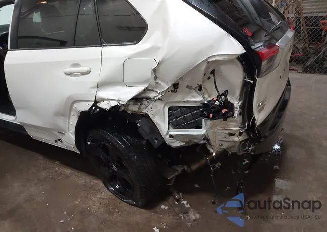 4T3EWRFV2LU008175: 44128606